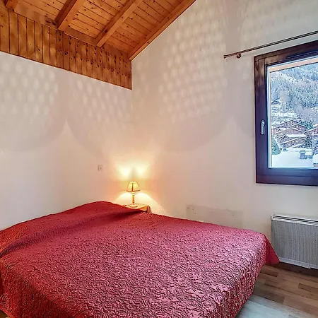 La Clusaz: Pour 8 Pers, 2 Chambres, Parking, Wifi, Animaux - Fr-1-818-26 *